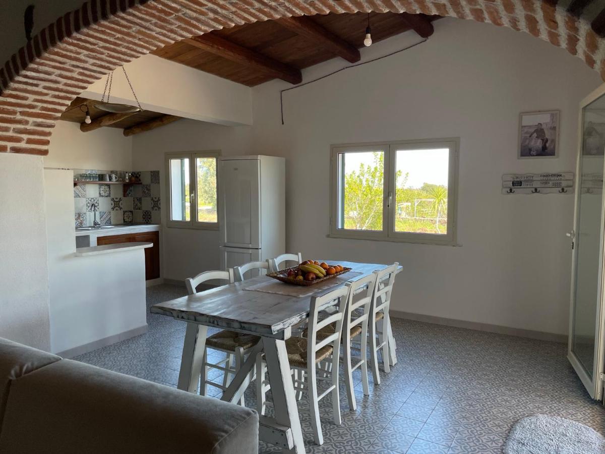 Casa Vacanze Gollei, Orosei Ngoại thất bức ảnh